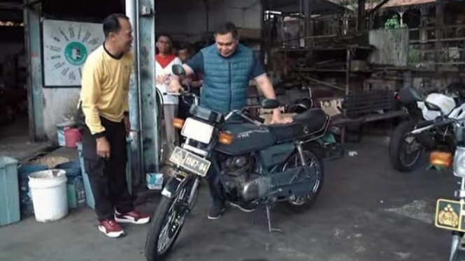 Honda GL Komjen Fadil Imran