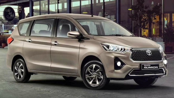 Toyota Rumion kembaran Suzuki Ertiga di RI