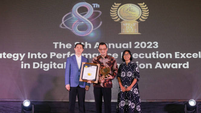 Penghargaan transformasi digital Bridgestone