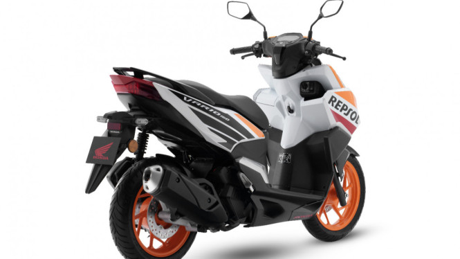 Honda Vario 160 edisi Repsol