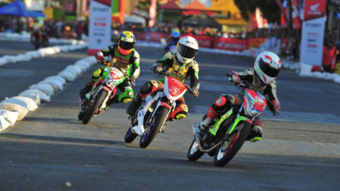 Balapan Honda Dream Cup