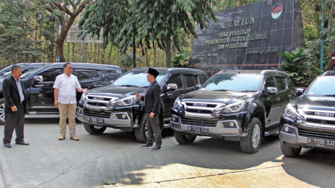 Pesantren Al-Zaytun pernah borong Isuzu MU-X