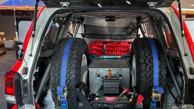 Land Cruiser 200 Jejelogy