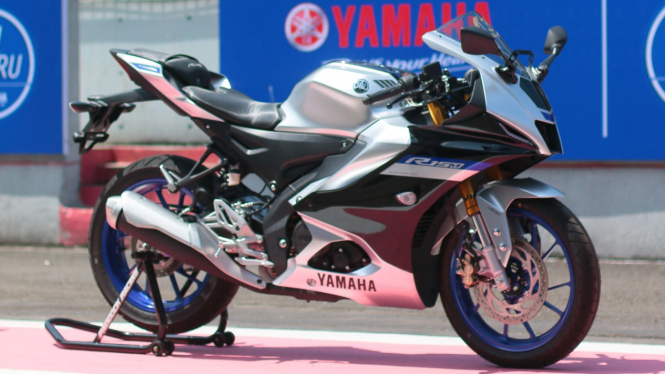 All New Yamaha R15 Connected series