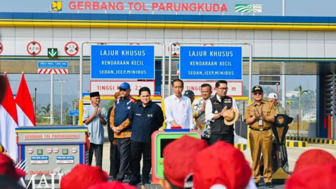 Presiden Jokowi resmikan Jalan Tol Bocimi Seksi II