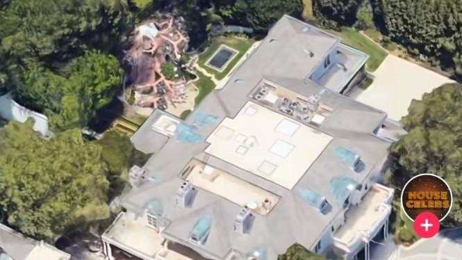 Rumah mewah bos diler Hyundai Panji Trihatmodjo