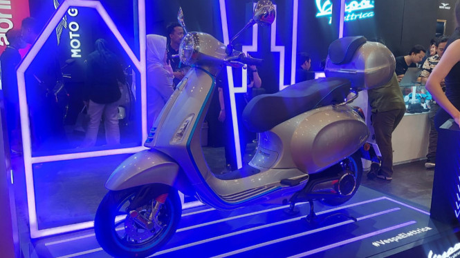 Motor listrik Vespa Elettrica