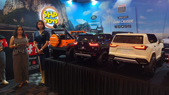 Mobil listrik mainan