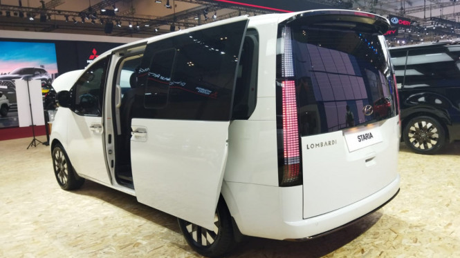 Hyundai Staria Business by Lombardi