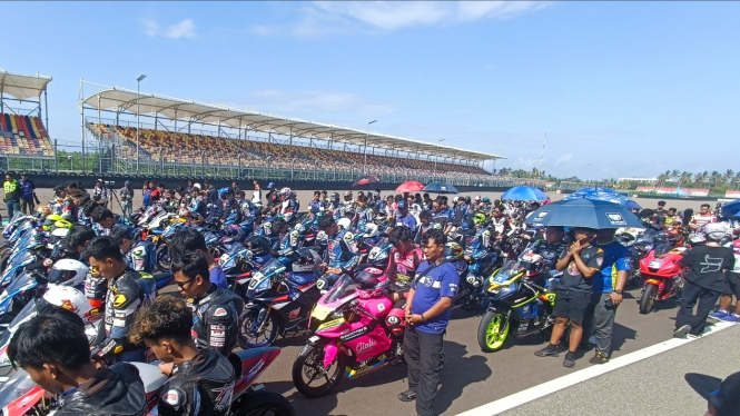 Pembalap Yamaha Sunday Race