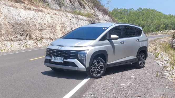 Hyundai Stargazer X