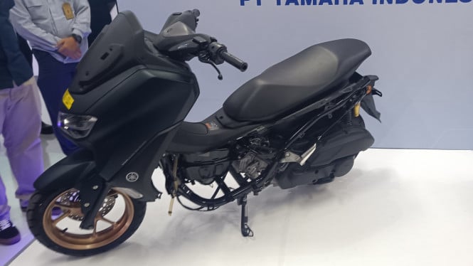 Bongkar rangka Yamaha NMAX