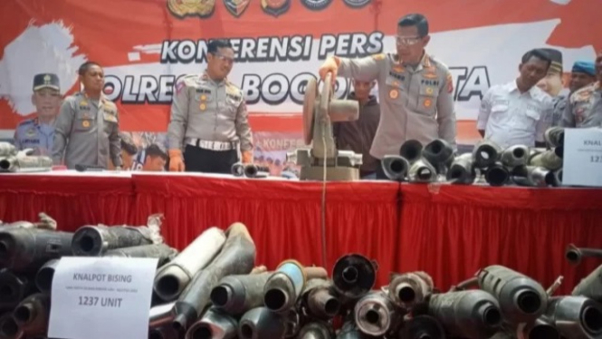 Knalpot racing motor hasil tilang