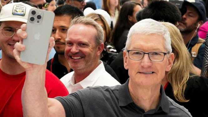 Harga iPhone 15 Pro Max setara NMAX Bekas