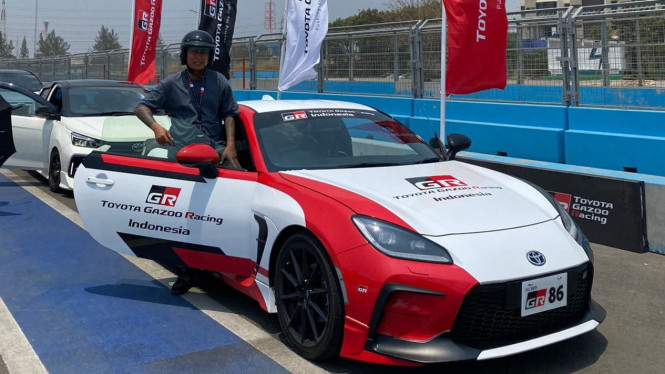 Geber Toyota GR 86 TGRI di Sirkuit Forumla E Ancol