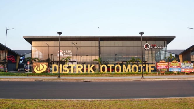Distrik Otomotif di PIK2