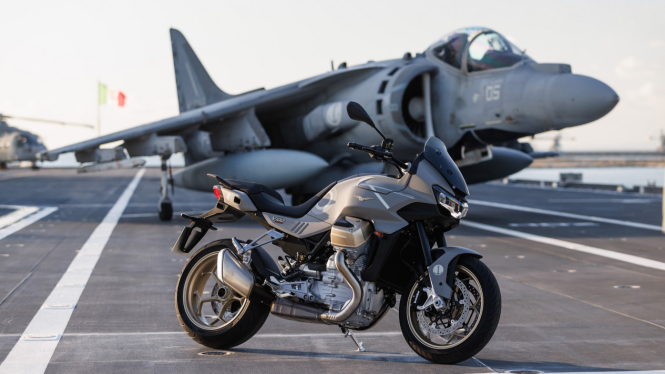 Moto Guzzi V100 Mandello Aviazione Navale