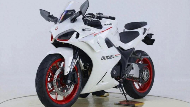 Ducasu, Motor sport asal China jiplakan Ducati