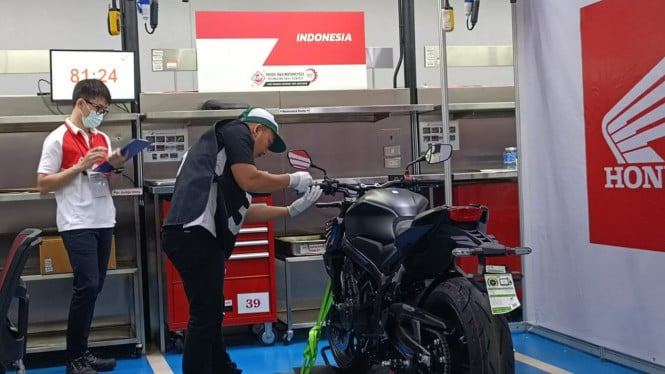 Adu Teknisi Motor Honda Indonesia