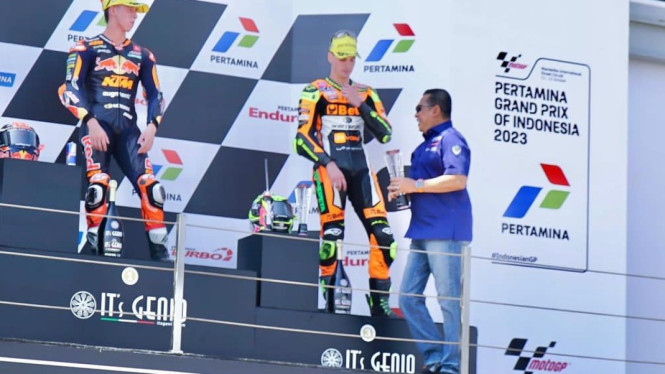 Ketua MPR Bamsoet di podium MotoGP Mandalika