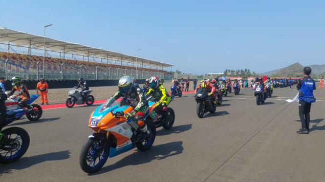 Balap ketahanan Shell bLU cRU Yamaha Endurance Festival 2023