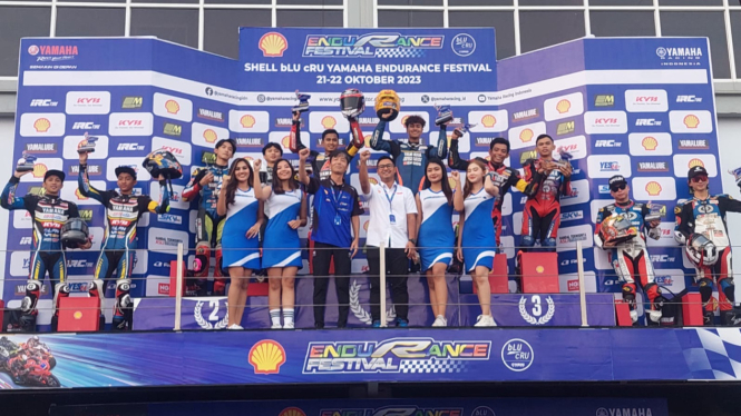 Peraih podium Yamaha Endurance Festival 2023 untuk kelas R25 Pro