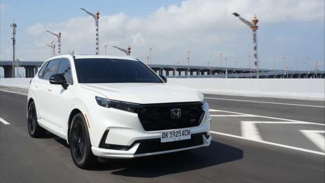 Test drive All New Honda CR-V Hybrid