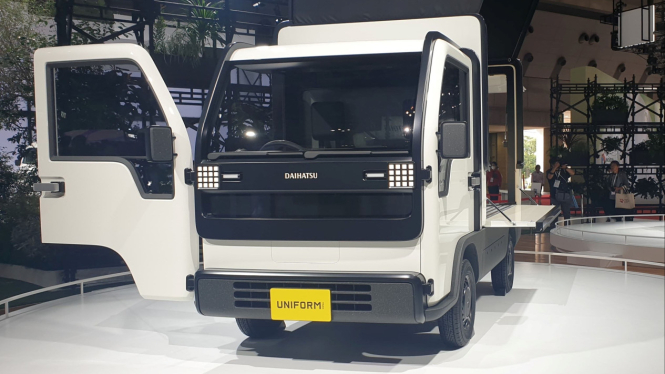 Daihatsu Uniform Truck