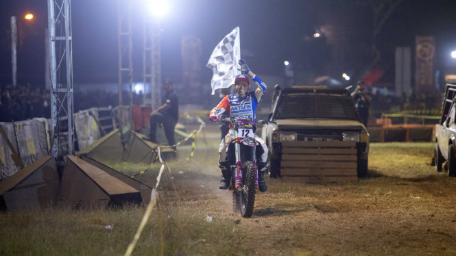 Pembalap di Trial Game Dirt 2023