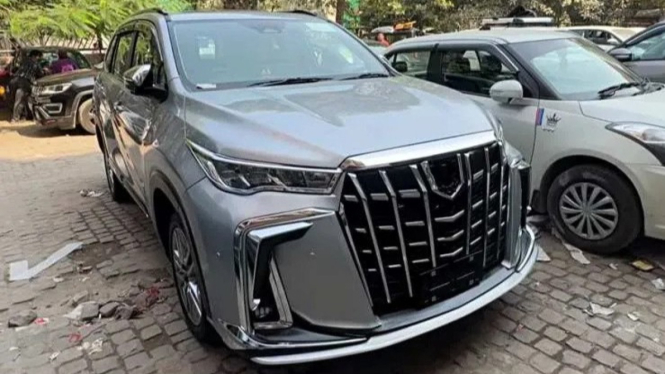Toyota Innova Zenix Dimodifikasi Mirip Alphard