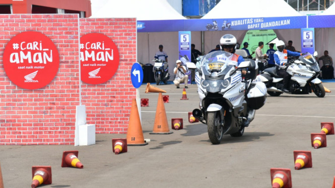 AHM gandeng Korlantas Polri dalam kampanyekan safety riding.