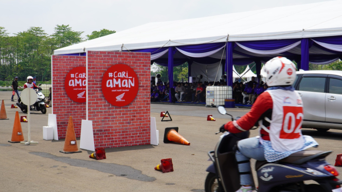 AHM gandeng Korlantas Polri dalam kampanyekan safety riding.