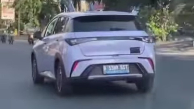 BYD Dolphin di Jakarta