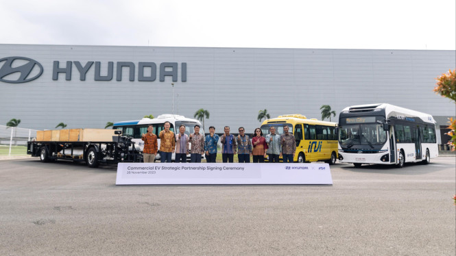 Bus listrik Hyundai di Indonesia