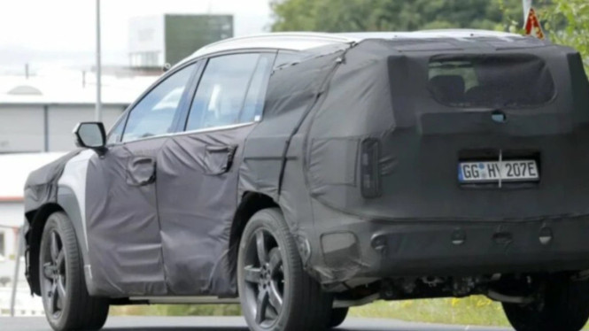 Hyundai Ioniq 7 saat tes jalan