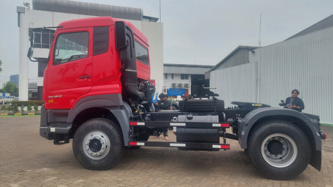 UD Trucks Quester