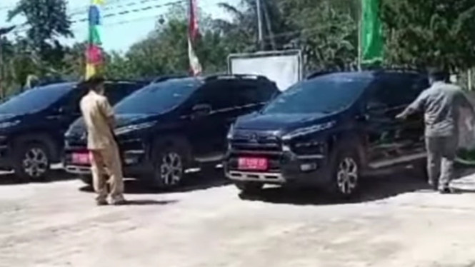 Mitsubishi Xpander Cross baru Bupati Panser