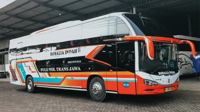 Bus PO Rosalia Indah