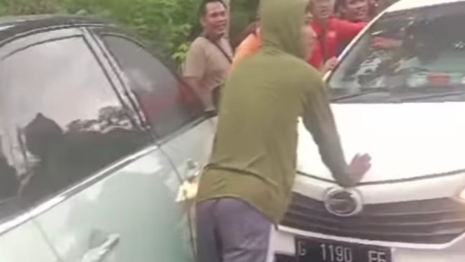 Pertama di Indonesia Wuling Binguo EV kecelakaan