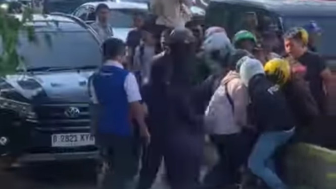 Mobil Saiful Jamil saat ditangkap polisi