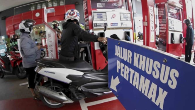 Red carpet bbm non subsidi di SPBU Pertamina