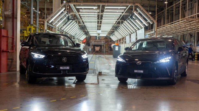 New MG ZS EV dan MG 4 EV Buatan Indonesia