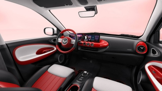 Wuling Binguo EV edisi Mickey Mouse