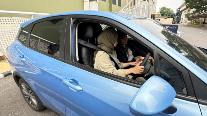 Cara Neta jualan mobil listrik di awal tahun