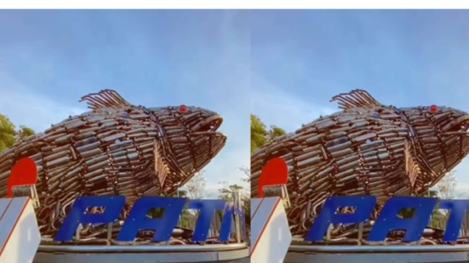 Patung ikan bandeng dari knalpot brong