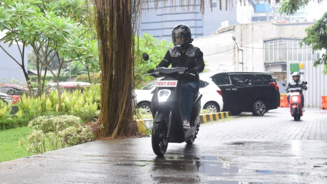 Test ride Honda EM1 e: