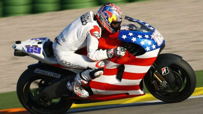 Motor tes Nicky Hayden