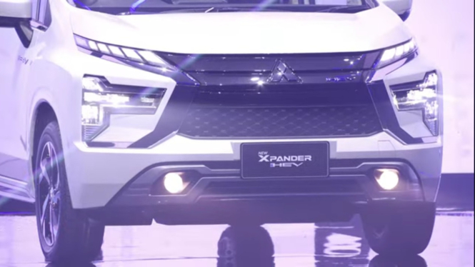 Mitsubishi Xpander Hybrid iHEV