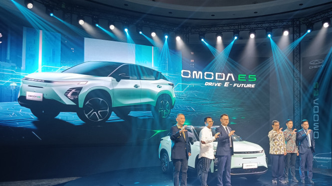 Chery Omoda E5