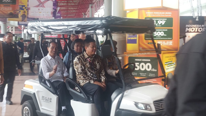 Presiden Jokowi di IIMS 2024